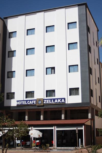 Zellaka Hotel & Cafe Kourigha Dış mekan fotoğraf