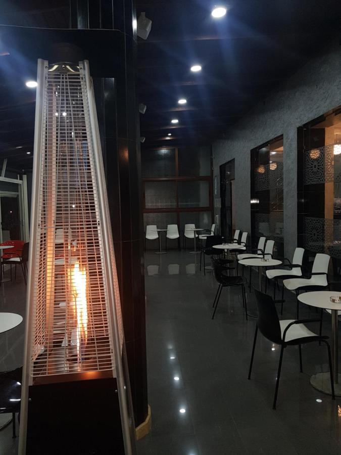 Zellaka Hotel & Cafe Kourigha Dış mekan fotoğraf